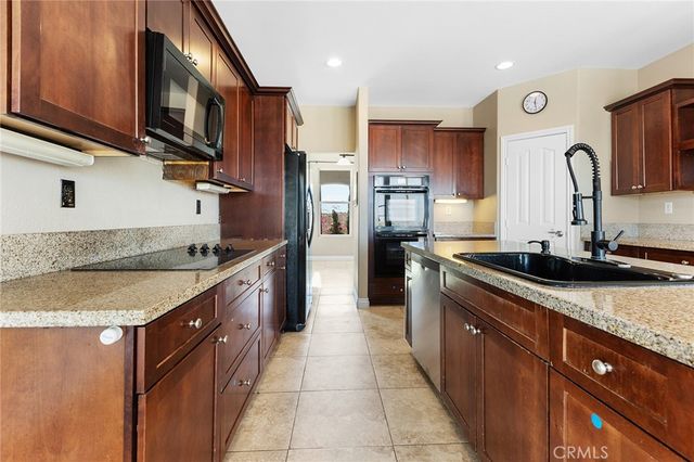 21330 Camino Arriba, Murrieta, CA 92562