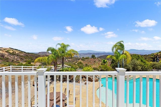 21330 Camino Arriba, Murrieta, CA 92562