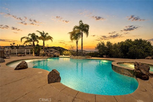 21330 Camino Arriba, Murrieta, CA 92562