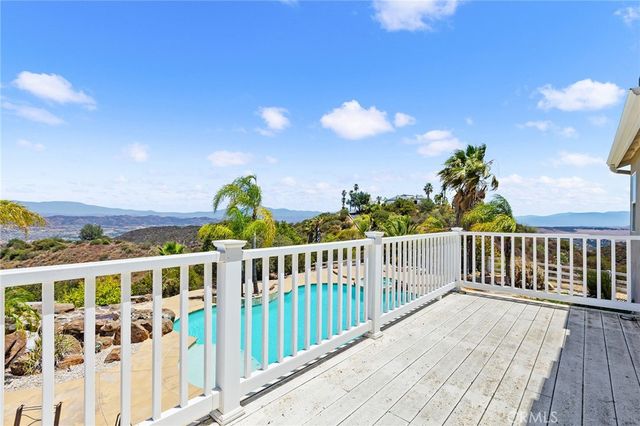21330 Camino Arriba, Murrieta, CA 92562