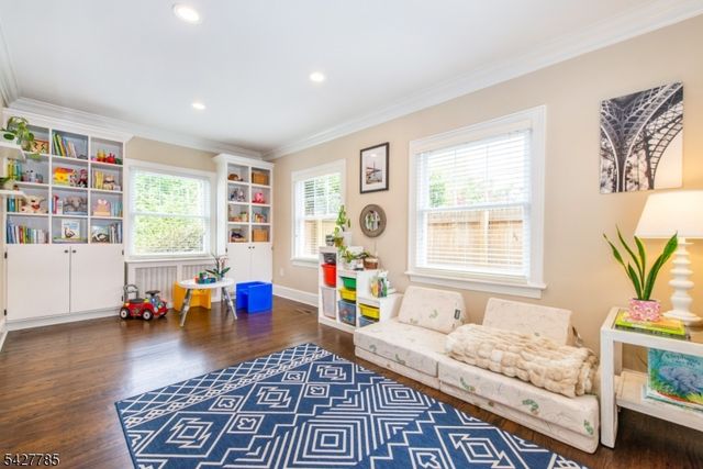 90 Gates Ave, Montclair Twp., NJ 07042