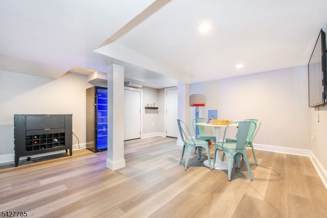 90 Gates Ave, Montclair Twp., NJ 07042