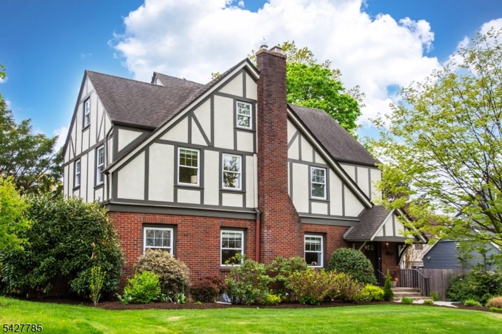 90 Gates Ave, Montclair Twp., NJ 07042