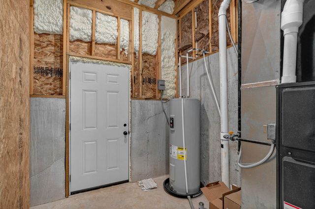 348 W Monarchwood Drive, Nixa, MO 65714