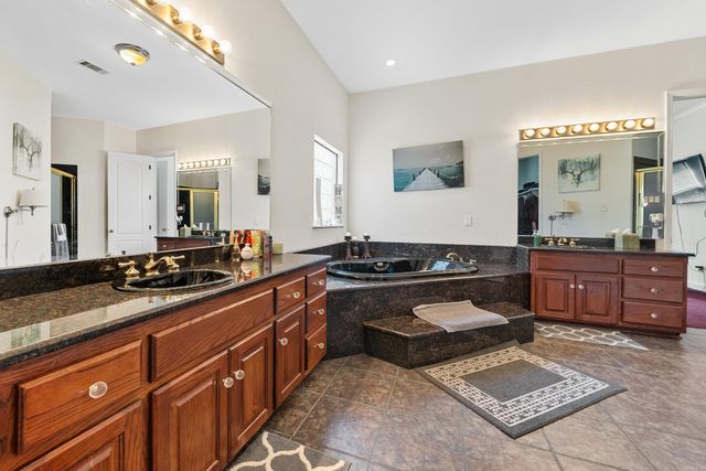 205 Trabecca Circle, Hot Springs, AR 71913