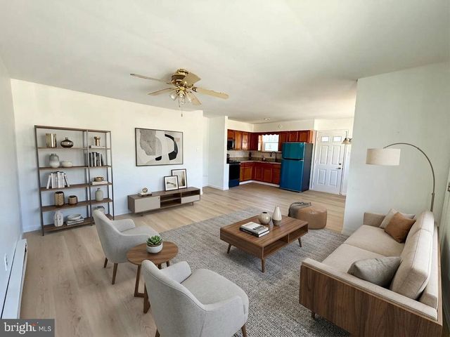 30 JEFFERSON ST, Riverside, NJ 08075