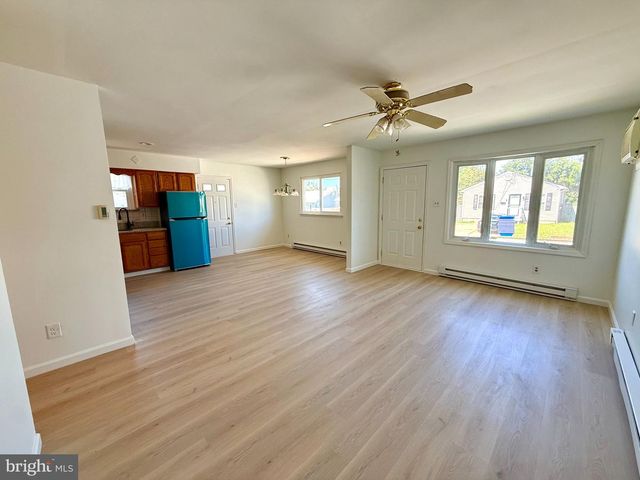 30 JEFFERSON ST, Riverside, NJ 08075