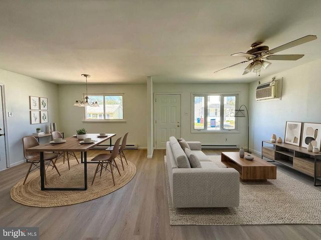 30 JEFFERSON ST, Riverside, NJ 08075