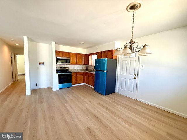 30 JEFFERSON ST, Riverside, NJ 08075