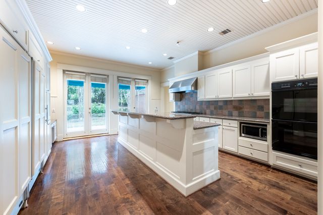 23 Lakeway Drive, Heath, TX 75032