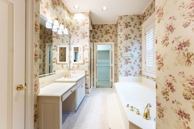 23 Lakeway Drive, Heath, TX 75032