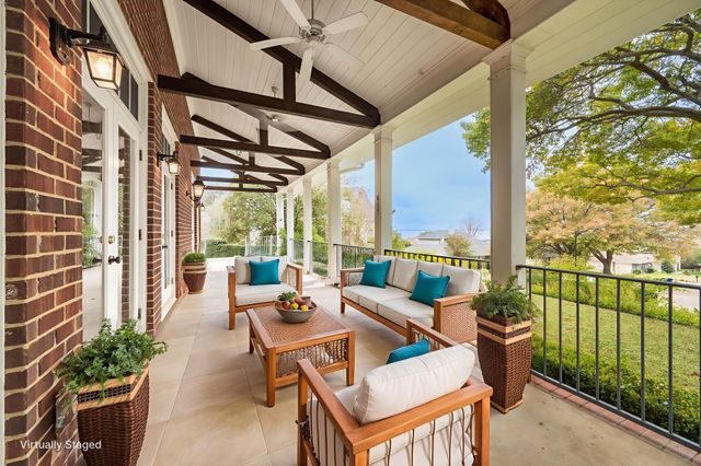 23 Lakeway Drive, Heath, TX 75032