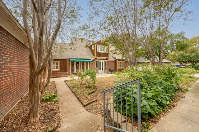 23 Lakeway Drive, Heath, TX 75032