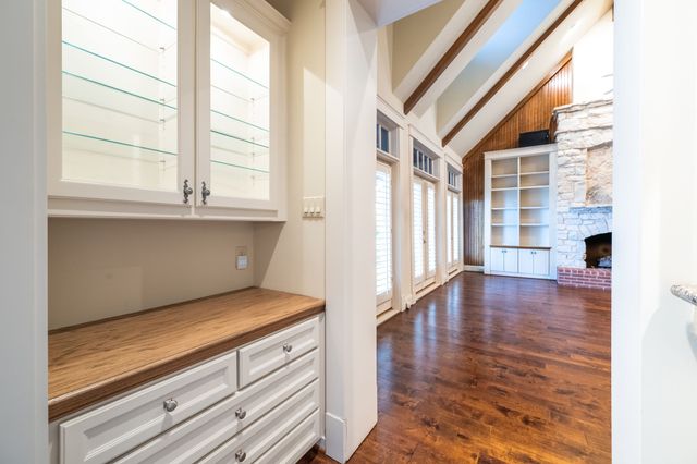 23 Lakeway Drive, Heath, TX 75032