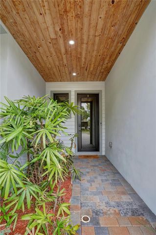 10533 NW 28th Ct, Coral Springs, FL 33065