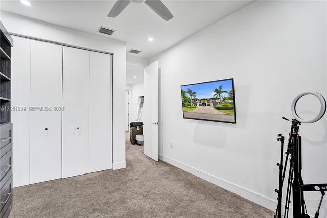 10533 NW 28th Ct, Coral Springs, FL 33065