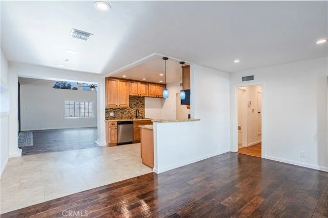 7965 Quimby Ave., West Hills, CA 91304