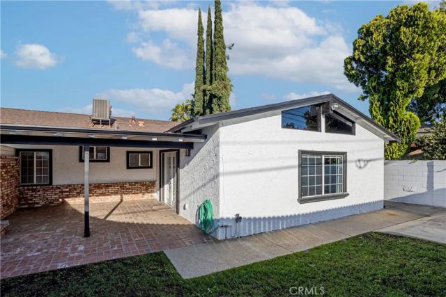 7965 Quimby Ave., West Hills, CA 91304