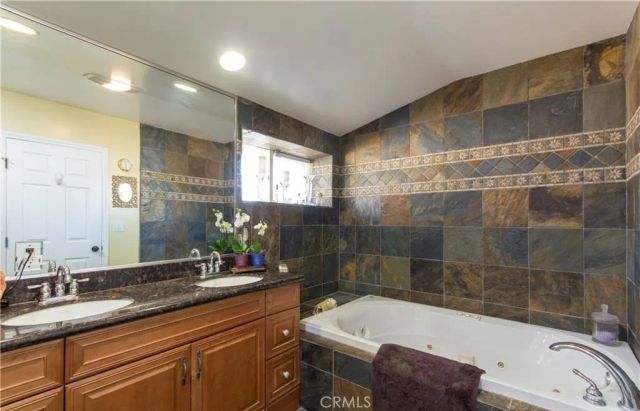 7965 Quimby Ave., West Hills, CA 91304