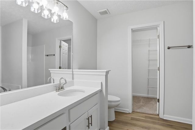 5798 Creekside Drive, Rex, GA 30273