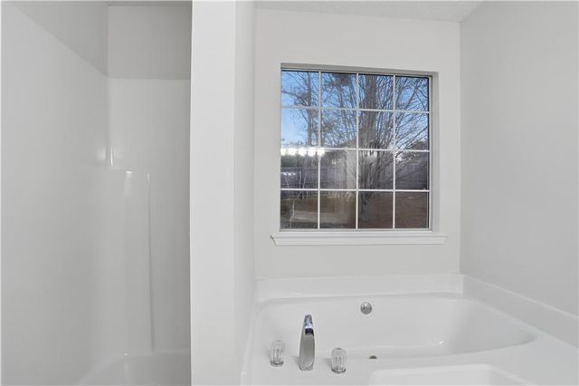 5798 Creekside Drive, Rex, GA 30273