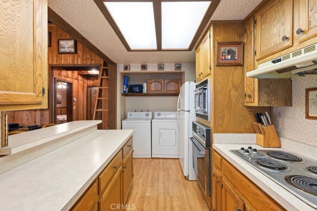 23807 Wildwood, Crestline, CA 92325