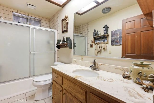 23807 Wildwood, Crestline, CA 92325