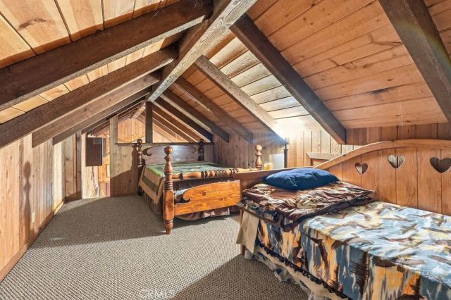 23807 Wildwood, Crestline, CA 92325