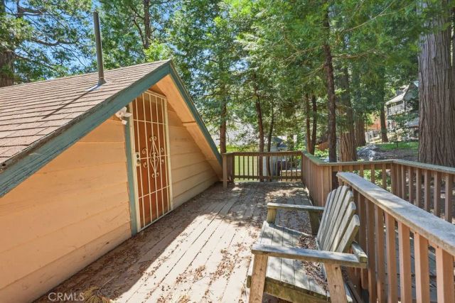 23807 Wildwood, Crestline, CA 92325