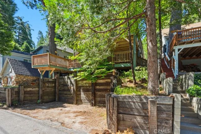 23807 Wildwood, Crestline, CA 92325