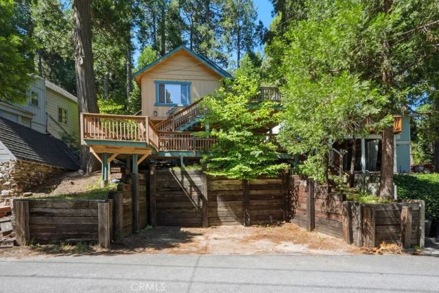 23807 Wildwood, Crestline, CA 92325