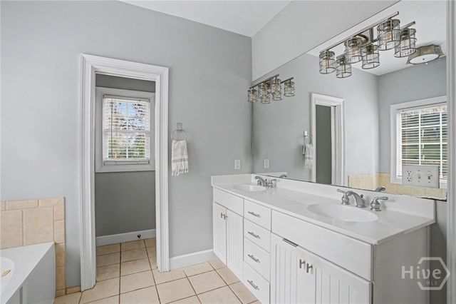 4 Captain Browns Way, Savannah, GA 31411