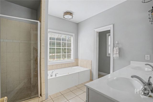 4 Captain Browns Way, Savannah, GA 31411