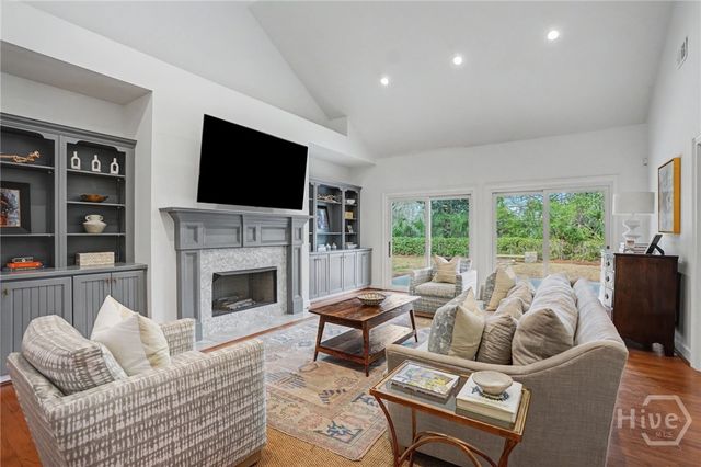 4 Captain Browns Way, Savannah, GA 31411