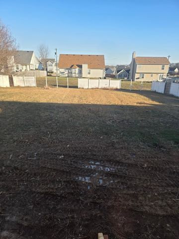 3793 Madeline Ct, Clarksville, TN 37042