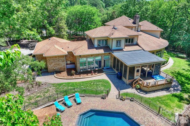3301 Providence Plantation Lane, Charlotte, NC 28270
