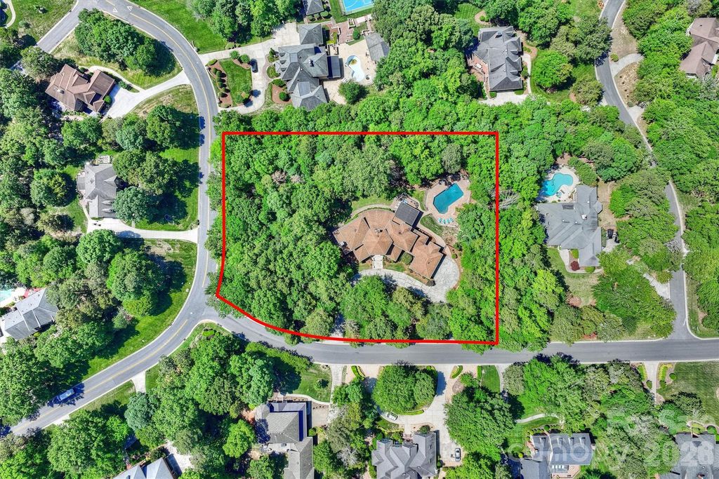 3301 Providence Plantation Lane, Charlotte, NC 28270