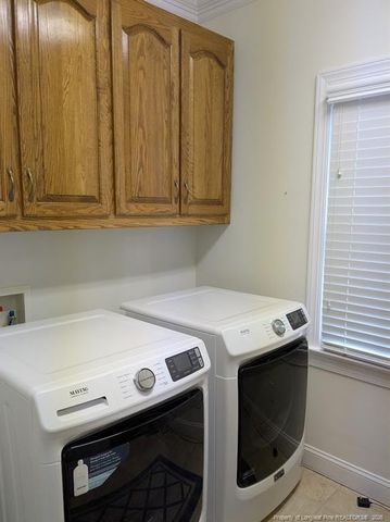 3647 Lakeshore Drive, Hope Mills, NC 28348
