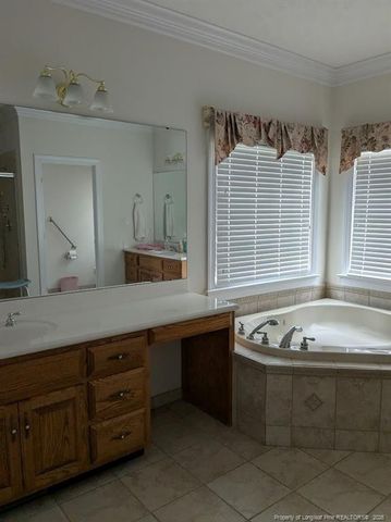 3647 Lakeshore Drive, Hope Mills, NC 28348