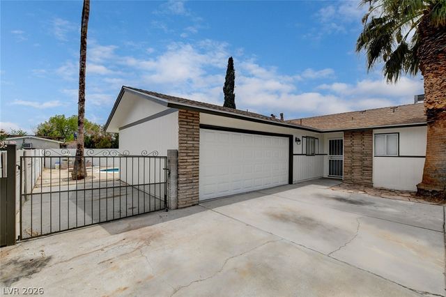 717 Palmhurst Drive, Las Vegas, NV 89145