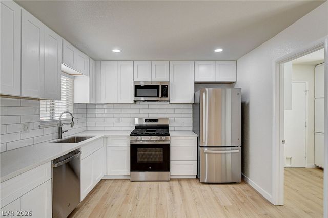 717 Palmhurst Drive, Las Vegas, NV 89145