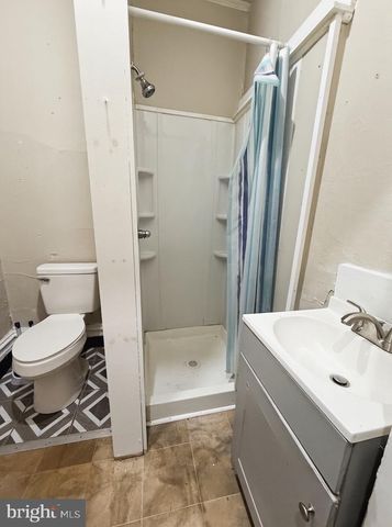 40 S GOVERNORS AVE, Dover, DE 19904