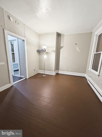 40 S GOVERNORS AVE, Dover, DE 19904