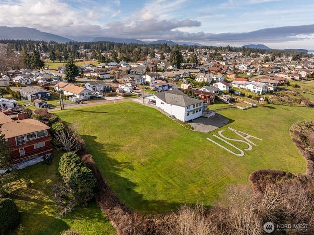 999 W 4th Street, Port Angeles, WA 98363