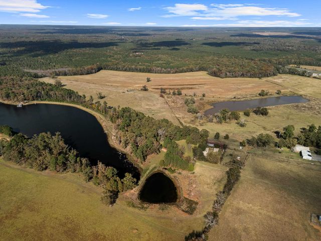 330 PR 691, Beckville, TX 75631