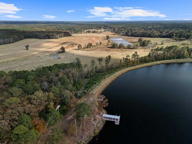 330 PR 691, Beckville, TX 75631