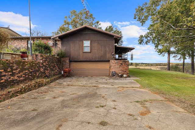 330 PR 691, Beckville, TX 75631