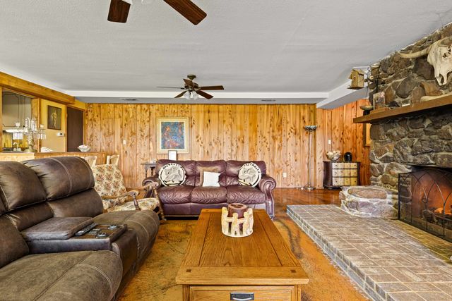 330 PR 691, Beckville, TX 75631