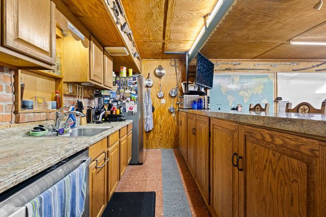 330 PR 691, Beckville, TX 75631