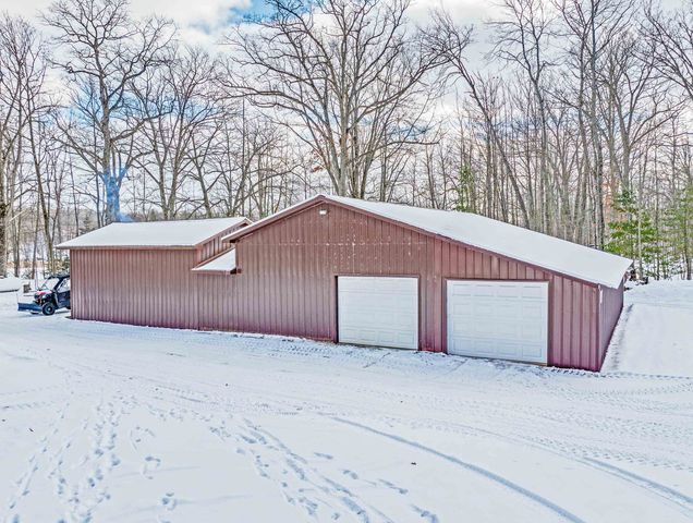 4333 Stuart Road, Prescott, MI 48756